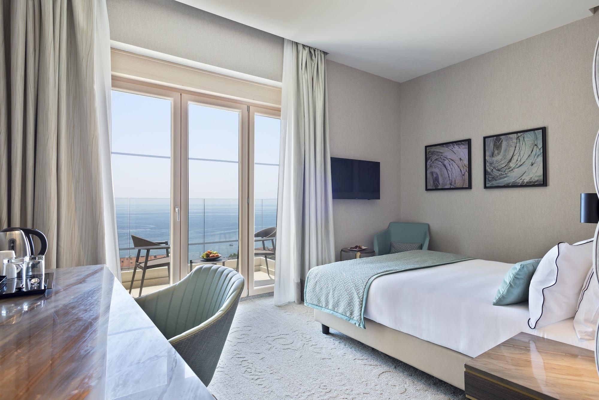 Ami Budva Petrovac